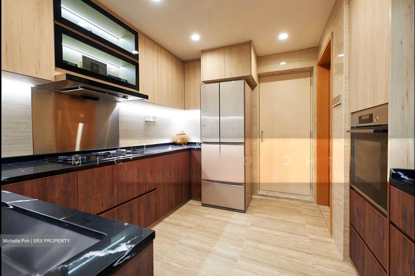Flora Road (D17), Terrace #501883021